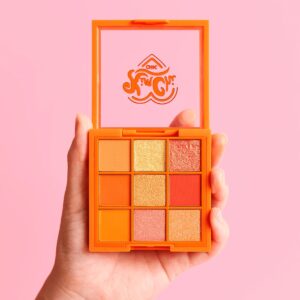 <p>“Looking for a makeup palette that will add a splash of color to your look? Look no further than Citrus Queen – 01 Orange! This refreshing makeup palette features nine shimmery, glittery, and matte shades in a range of orange tones, perfect for creating a variety of looks. Whether you want to add a pop of concentrated color or create a bold, vibrant look, this palette has you covered.</p>
<p>From shimmering golds to deep, rich corals, this palette has a shade for every occasion. The highly pigmented shadows are easy to blend and apply, making it easy to create a seamless look. Plus, the compact size of the palette makes it perfect for travel, so you can take your favorite shades with you wherever you go.</p>
<p>So if youre ready to add a burst of refreshing color to your makeup routine, give Citrus Queen – 01 Orange a try. With a range of versatile shades and high-quality pigments, its the perfect choice for any makeup enthusiast.  Net weight 0.25 oz (7.2 g)”</p>
