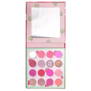 <p>Darlings, gather around and prepare to be dazzled by the absolute fabulousness that is our Strawberry Donut-themed shadow palette! Were talking about a palette that screams fierce and delicious all at once, honey! Now, lets spill the tea on this mouthwatering creation, shall we? Get ready for a palette that serves up matte, pressed pigments, and glitter shadows, all perfectly curated to make your eyes pop and steal the show! Were talking about versatility, darling—whether youre going for a sultry daytime beat or a full-on show-stopping extravaganza, this palette has got you covered!</p>
