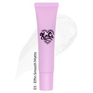 <p>This primer gives you a flawless airbrushed look. Net Weight: 30ml (1.01 fl.oz)</p>
<p>KimChi Says:<br />
“Is that photoshop? No, you dumbass! Its just my beautiful primed face! Our matte formula will keep you shine free all day every day!”  </p>
<p>How To Use:<br />
Apply onto clean dry skin. Can be worn alone or under your makeup for an even complexion that lasts all day.</p>
